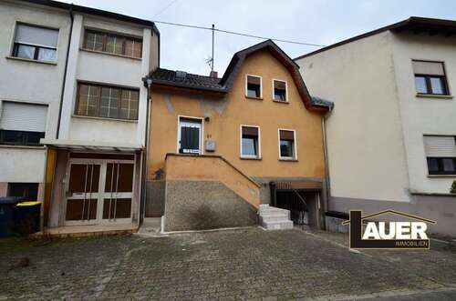 Foto - Haus zum Kaufen in Völklingen 125.000,00 € 110 m²