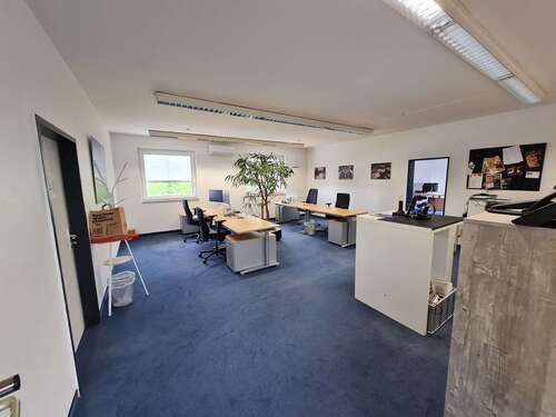 Foto - Büro in Mönchengladbach 740,43 € 77.94 m²