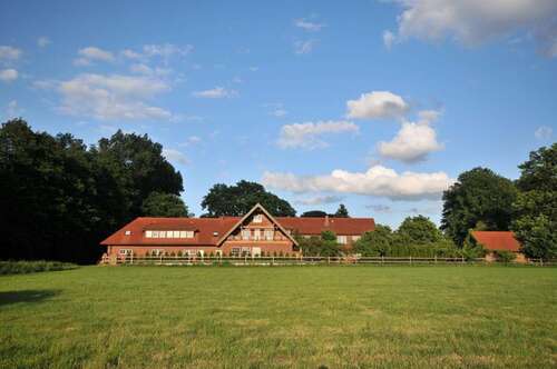 Foto - Wohnung zum Mieten in Wedemark 980,00 € 156 m²