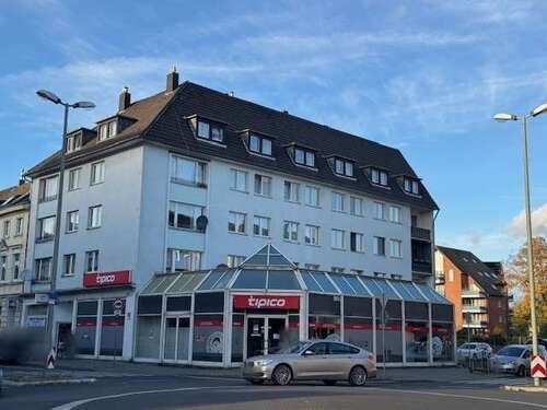 Foto - Haus zum Kaufen in Neuss 897.000,00 € 953 m²