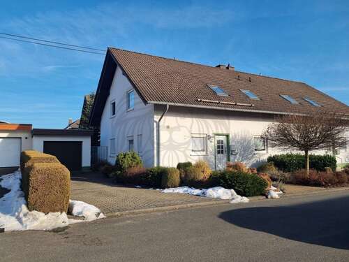 Foto - Haus zum Kaufen in Härtlingen 199.000,00 € 139 m²