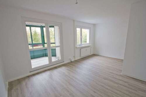 Foto - Wohnung zum Mieten in Halle (Saale) 335,00 € 57.68 m²