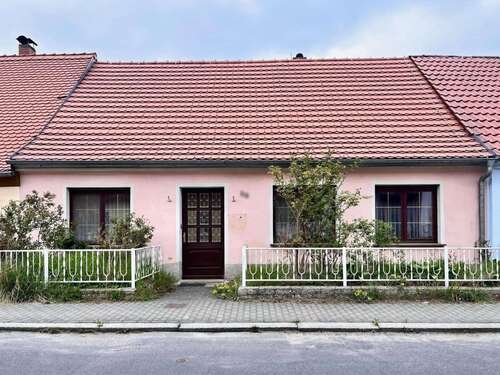 Foto - Haus zum Kaufen in Doberlug-Kirchhain 69.000,00 € 75 m²