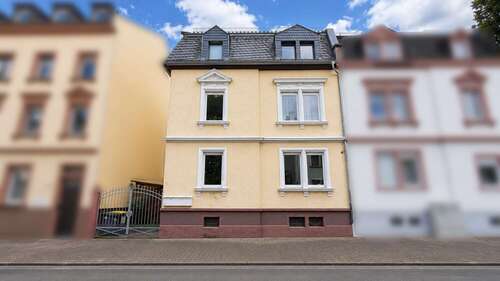 Foto - Haus zum Kaufen in Frankfurt am Main 895.000,00 € 191.6 m²