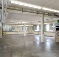 Halle in Königsbrunn 850,00 € 162 m²
