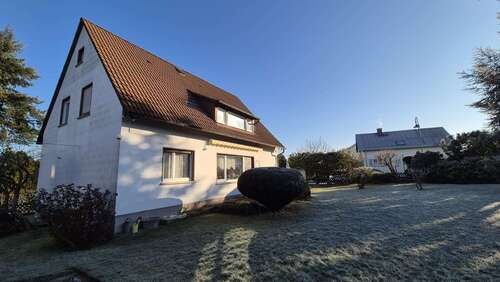 Foto - Haus zum Kaufen in Usingen 599.000,00 € 129.8 m²