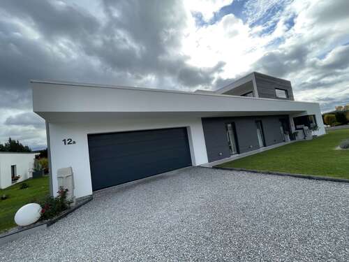 Foto - Haus zum Kaufen in Möser 720.000,00 € 258 m²