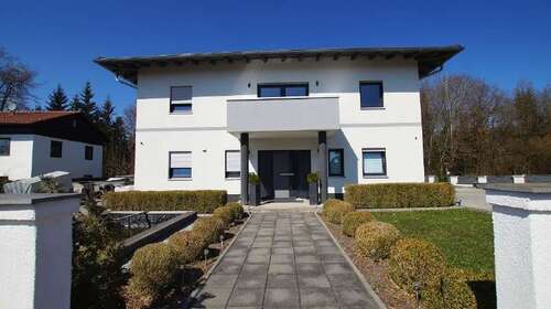 Foto - Haus zum Kaufen in Haselbach 850.000,00 € 261.05 m²