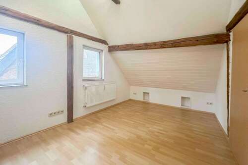 Foto - Haus zum Kaufen in Heideck 179.000,00 € 164.73 m²