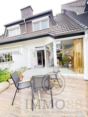 Foto - Haus zum Kaufen in Oestrich-Winkel 549.000,00 € 156 m²