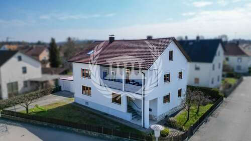 Foto - Haus zum Kaufen in Teublitz 599.000,00 € 297.8 m²