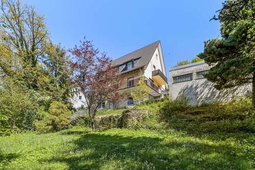 Foto - Haus zum Kaufen in Siegen 579.000,00 € 251 m²
