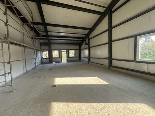 Foto - Halle in Leimersheim 1.200,00 € 190.4 m²