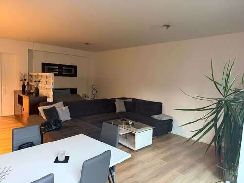 Foto - Wohnung zum Mieten in Vicht 1.080,00 € 120 m²