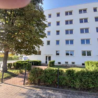 Foto - Wohnung zum Mieten in Halle 395,00 € 54 m²