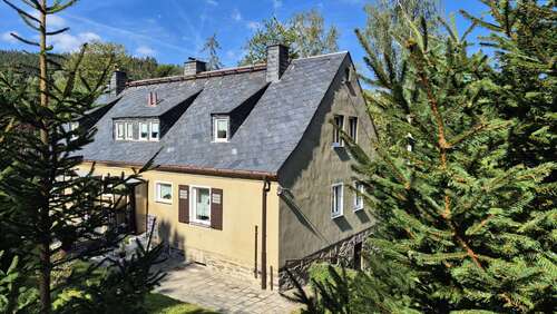 Foto - Haus zum Kaufen in Schwarzenberg 104.000,00 € 106 m²