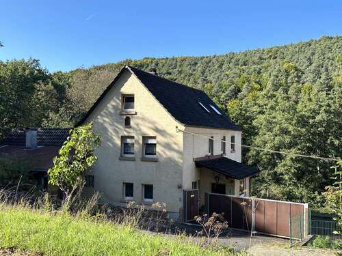 Foto - Haus zum Kaufen in Leidersbach Roßbach 275.000,00 € 151 m²