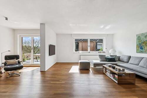 Foto - Wohnung zum Kaufen in Essen-Burgaltendorf 750.000,00 € 212 m²