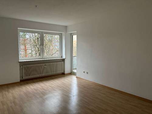 Foto - Wohnung zum Mieten in Regensburg 604,80 € 74.3 m²