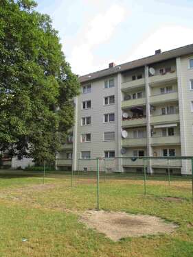 Foto - Wohnung zum Mieten in Neutraubling 466,93 € 57.91 m²