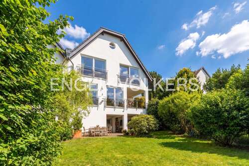 Foto - Haus zum Kaufen in Brühl 980.000,00 € 165 m²
