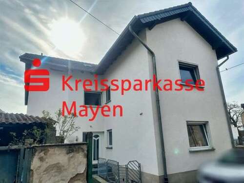 Foto - Haus zum Kaufen in Polch 399.000,00 € 245 m²