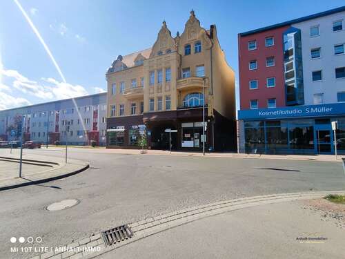 Foto - Wohnung zum Mieten in Bitterfeld 595,00 € 99.38 m²