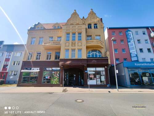 Foto - Wohnung zum Mieten in Bitterfeld 595,00 € 99.38 m²