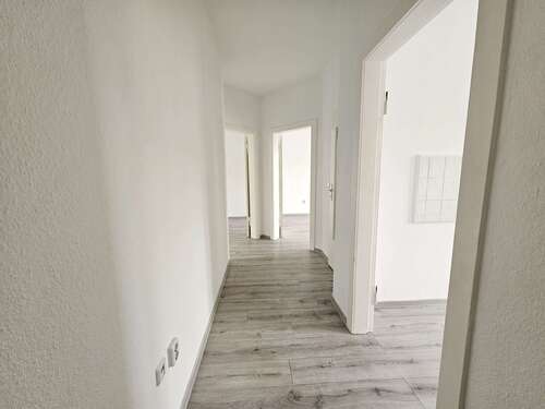 Foto - Wohnung zum Mieten in Magdeburg 310,00 € 48.2 m²