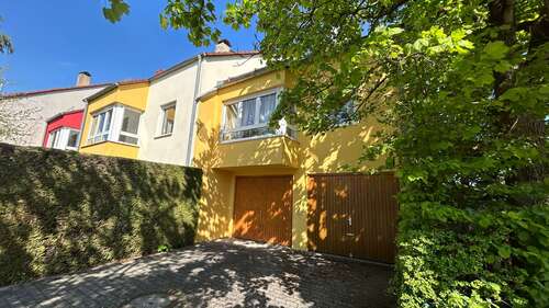 Foto - Haus zum Kaufen in München 1.425.000,00 € 238 m²