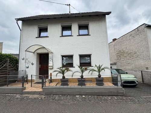 Foto - Haus zum Kaufen in Neuwied (Oberbieber) 219.500,00 € 115 m²