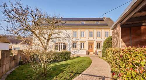 Foto - Haus zum Kaufen in Nonnweiler Kastel 890.000,00 € 350 m²