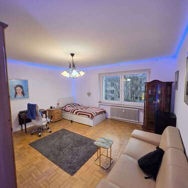 Foto - Wohnung zum Kaufen in Düsseldorf 375.000,00 € 82 m²