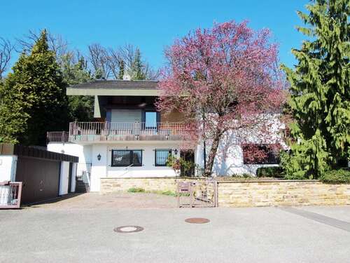 Foto - Haus zum Kaufen in Knittlingen 749.000,00 € 258.49 m²