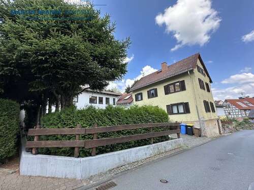 Foto - Haus zum Kaufen in Waldems Bermbach 499.000,00 € 353 m²