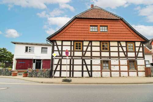 Foto - Haus zum Kaufen in Ilsede 129.000,00 € 160.1 m²