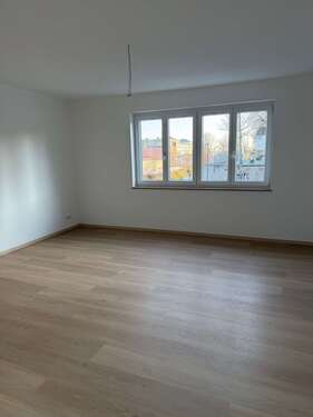 Foto - Wohnung zum Mieten in Weiden 670,00 € 90 m²