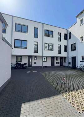 Foto - Haus zum Mieten in Düsseldorf 2.950,00 € 150 m²