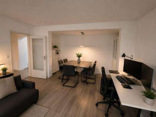 Foto - Wohnung zum Kaufen in Düsseldorf 235.000,00 € 67 m²