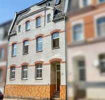 Haus zum Kaufen in Reichenbach 150.000,00 € 185 m²