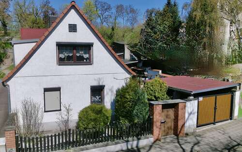 Foto - Haus zum Kaufen in Halle 140.000,00 € 115 m²