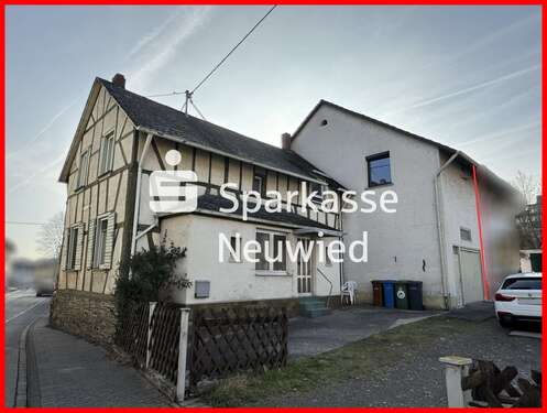 Foto - Haus zum Kaufen in Neuwied 119.000,00 € 126 m²