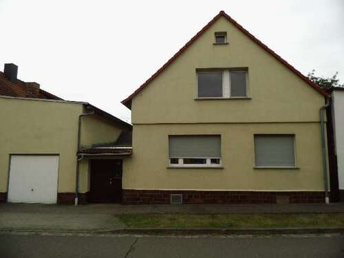 Foto - Haus zum Kaufen in Klostermansfeld 59.000,00 € 115 m²