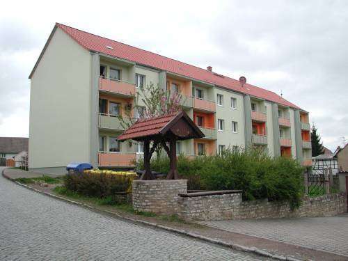 Foto - Wohnung zum Mieten in Aschara 237,30 € 33.9 m²