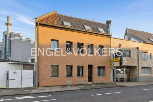 Foto - Haus zum Kaufen in Frechen 545.000,00 € 269 m²