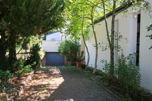 Foto - Haus zum Kaufen in Neu-Isenburg 1.036.000,00 € 271.36 m²