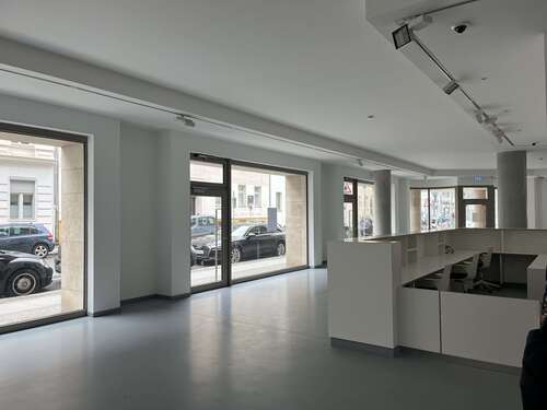 Foto - Einzelhandel in Berlin 2.300.000,00 € 369.17 m²