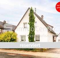 Haus zum Kaufen in KarlsruheGrünwinkel 559.000,00 € 101.73 m² - Karlsruhe/Grünwinkel