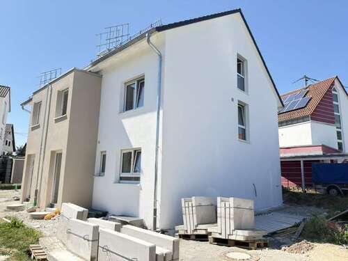 Foto - Haus zum Kaufen in Reutlingen Degerschlacht 698.000,00 € 142 m²