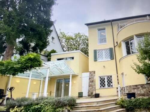 Foto - Haus zum Kaufen in Wiesbaden 1.145.000,00 € 240 m²